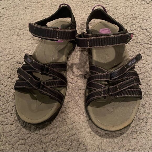 Teva Sandal  - Picture 2 of 9